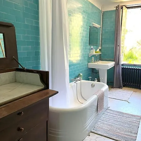Villa Magdala-Chambre D'Hote 4 Bed & Breakfast 3*